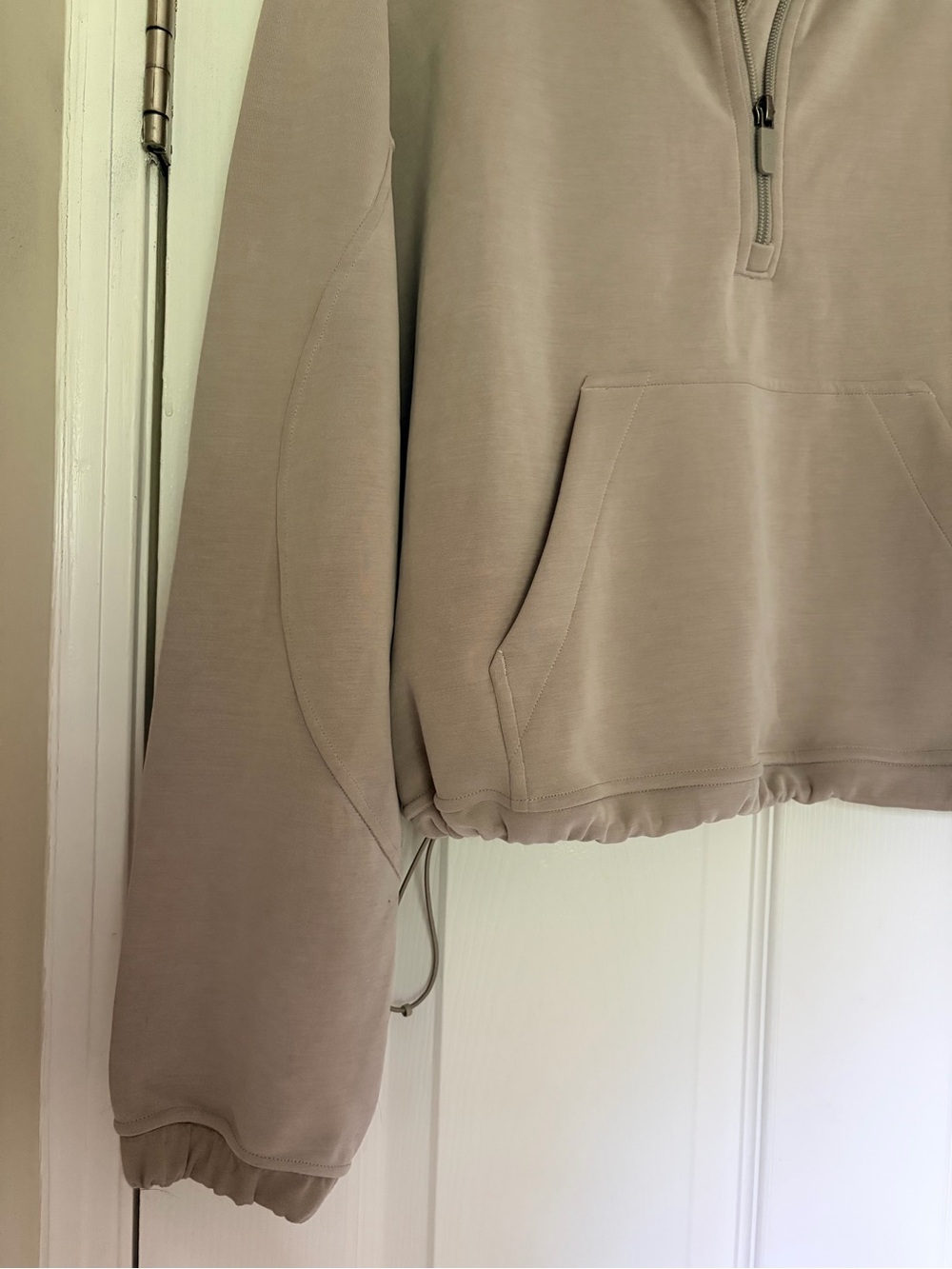 Lululemon Softstreme cropped size 8 Riverstone - Picture 3 of 8